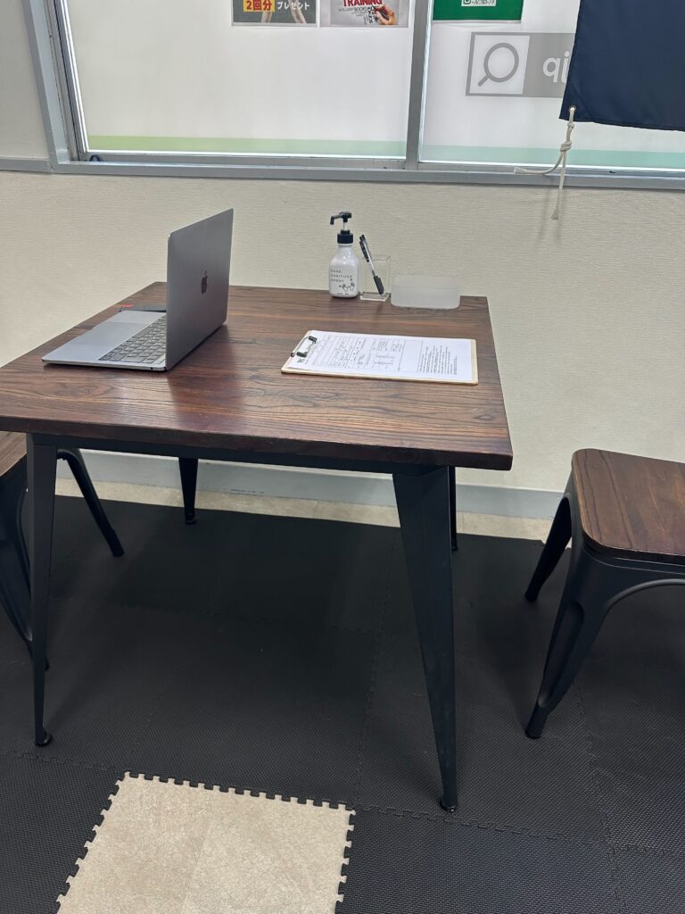 FASTBURN目黒店 内観／シャワー／更衣室／ダンベル